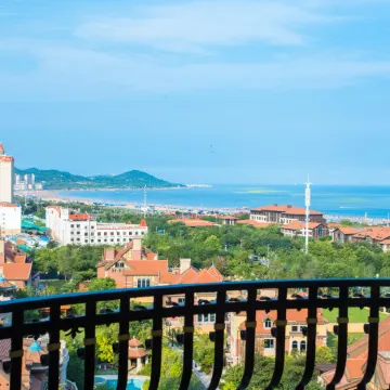 Qingdao Jinsha Lansu Seaview Hotel Apartment (Golden Beach Beer City)