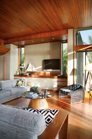 Yacht Club Villas Отели рядом с достопримечательностью «One Tree Hill»