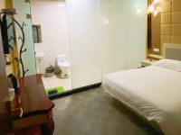 上海鹿橙宾馆 - 舒适大床房