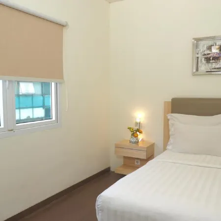 d'primahotel WTC Mangga Dua Отели рядом с достопримечательностью «ITC Мангга Дуа»
