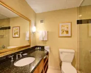 DoubleTree by Hilton Fort Lee/George Washington Bridge Hotels in Fort Lee