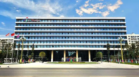 Global Village Hotel Отели рядом с достопримечательностью «Gaochun Old Street»