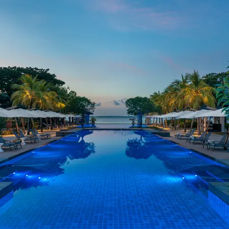Crimson Resort and Spa Mactan