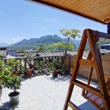 Zhongheyuan Inn