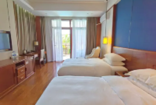 Jisen Hot Spring Hotel Hotels near Xinglong Tropical Garden