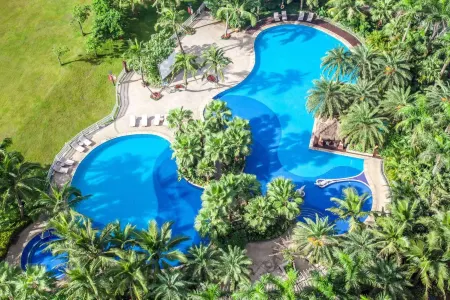 Boao Holliyard Seaview Hotel Отели рядом с достопримечательностью «Nanqiang Ecological Civilization Village»