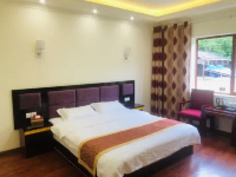 Dawa Gengzha Hotel Hotel a Baoxing