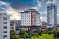Carey Harmony Dunp Hotel Grand Cross Centre Hotel a Kaili