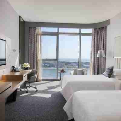 Pearl Rotana Capital Centre Rooms