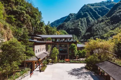 Heizhugou Hot Spring Villa
