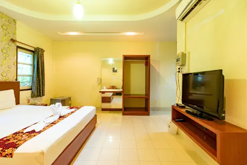 Ban Suan Chomdao Resort - Resorts