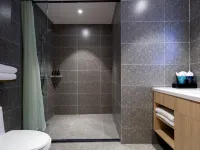 Me Young Me House Hotel (Changsha Wu Yi Square Subway Station Pozi Street) Hotels near Python Hole