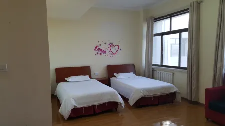 XUEFU HOTEL Отели в г. Юйчжун