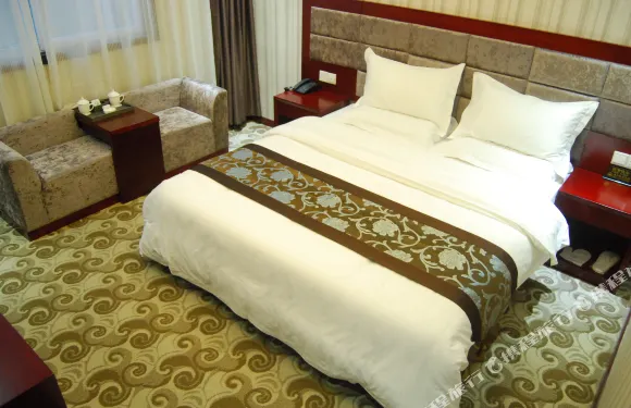 平利美華大酒店