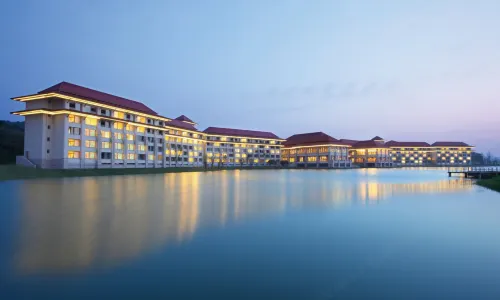 Wuxi Taiyue Resort Hotel (Nianhuawan Lingshan Giant Buddha)