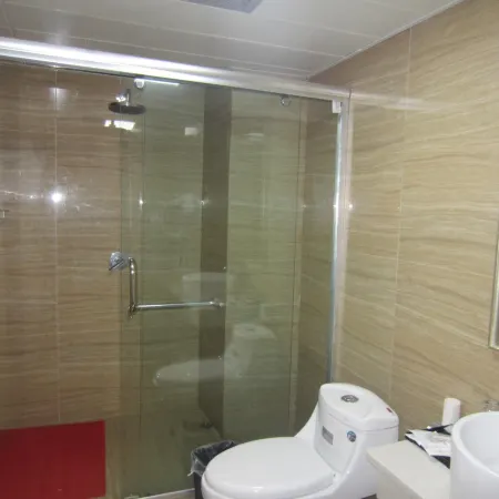 Xintian Tianhong Hotel