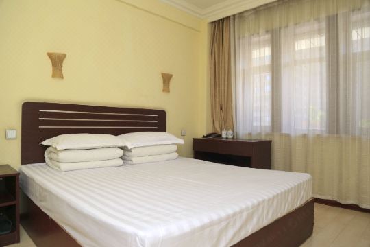 阳光宾馆(大连红凌路店)