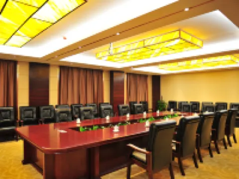 Shizilou Hotel Hotels in Yanggu