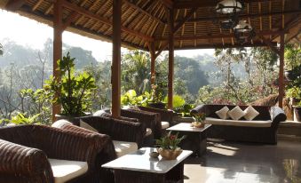 Hotel Tjampuhan Spa