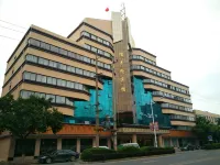 Xinfeng Yingbinguan Hotels in Xinfeng County