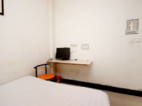 抚顺金玫瑰商务宾馆 - 温馨大床房