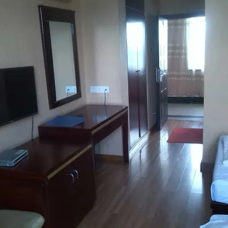 Xinjia Hotel