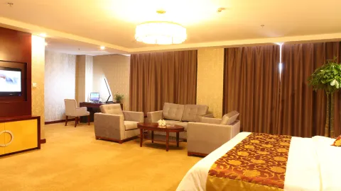 Kaedes Royal Palace International Hotel in Fengzhen