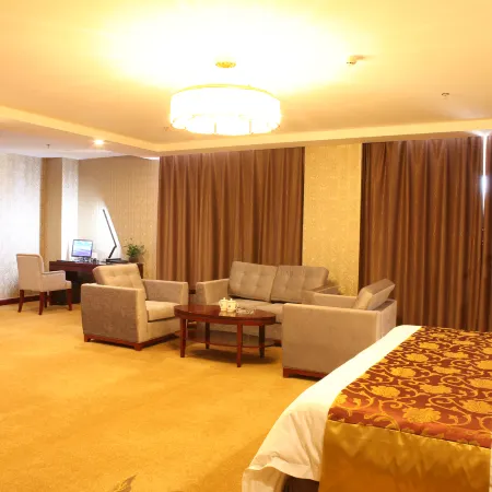 Kaedes Royal Palace International Hotel