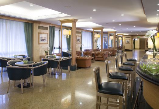 3. 스타호텔 베스푸..