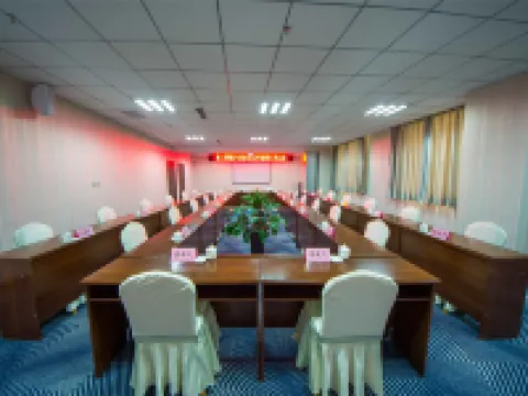 Tie Men Guan Zhong Lian Hotel Hotels in Tiemenguan