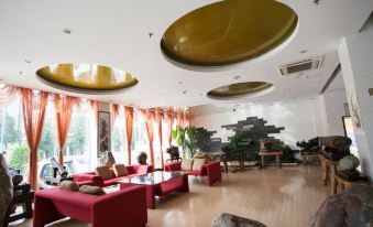 Mayday Business Hotel (Zhuhai Sam Impression City)