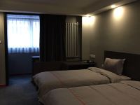 北京瑞斯山海酒店 - 豪华双床房