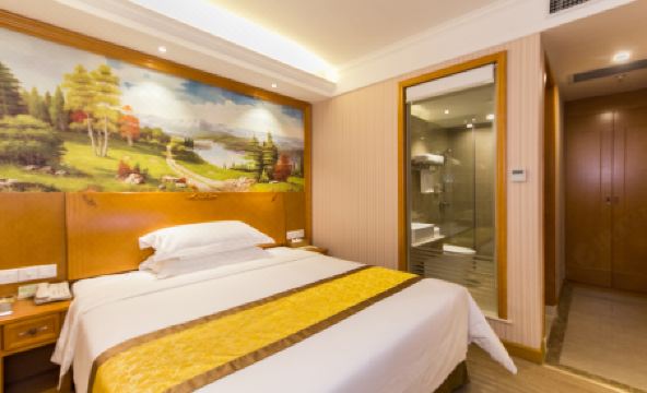Vienna 3 Best Hotel - Housity