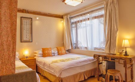 Cato's Inn - Housity