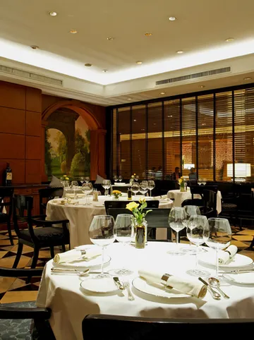 รูปภาพของโรงแรมเซ็นทารา แกรนด์ แอท เซ็นทรัลพลาซา ลาดพร้าว