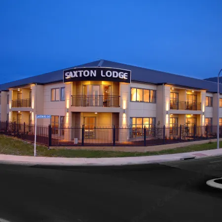 Saxton Lodge Motel