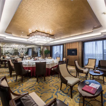 Grand Palace Resort