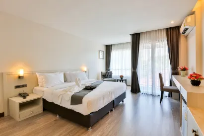 Rung Aroon Hotel by le Siri
