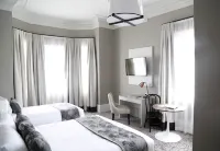 The Lurline Randwick Hotels in Randwick