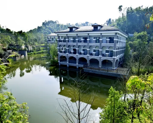 Chishui Yangtze Peninsula Hotel Hotels in Chishui