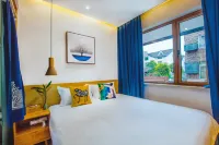 Hanxuan by the Lake Hostel