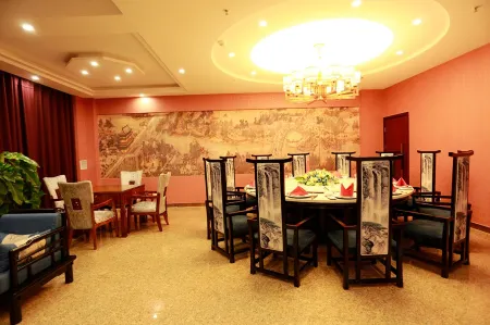 Jinhui International Hotel Отели в г. Юнчан