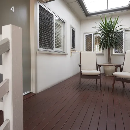 Brisbane Street Studios Отели в г. Аннерли