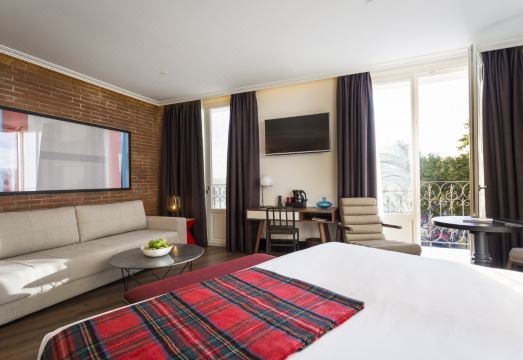 온리 유 호텔 아토차