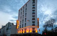 Eiffel Villa Garibaldi Hotels near Fresque l'Ecole
