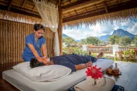 Riverside Boutique Resort, Vang Vieng - spa