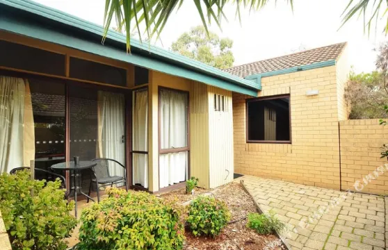 世外桃源行政酒店