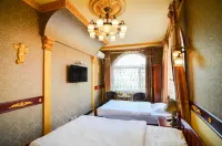 Yiyi Hotel