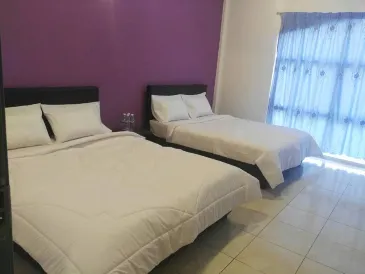 Max Ferringhi Hotel