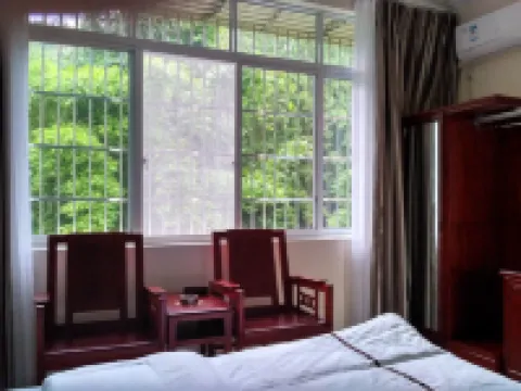Dujiangyan Xinyiyuan Farm Stay